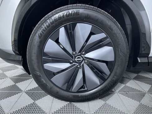 Certified 2023 Nissan Ariya AWD image 26