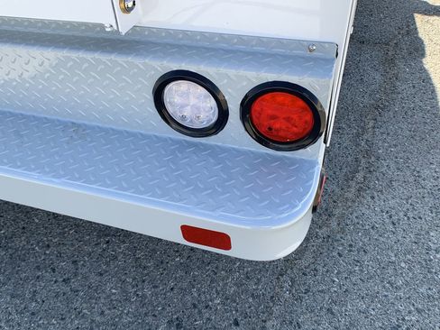 New 2026 Ford F250 XL w/ XL Chrome Package image 40