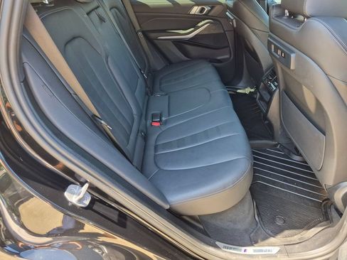 Used 2022 BMW X5 xDrive40i w/ M Sport Package AWD/4WD image 18