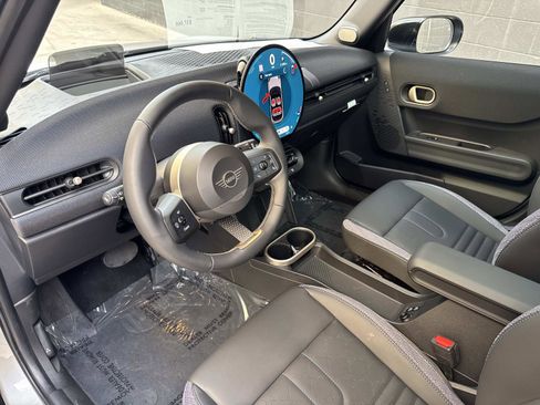 Certified 2025 MINI Cooper S image 13