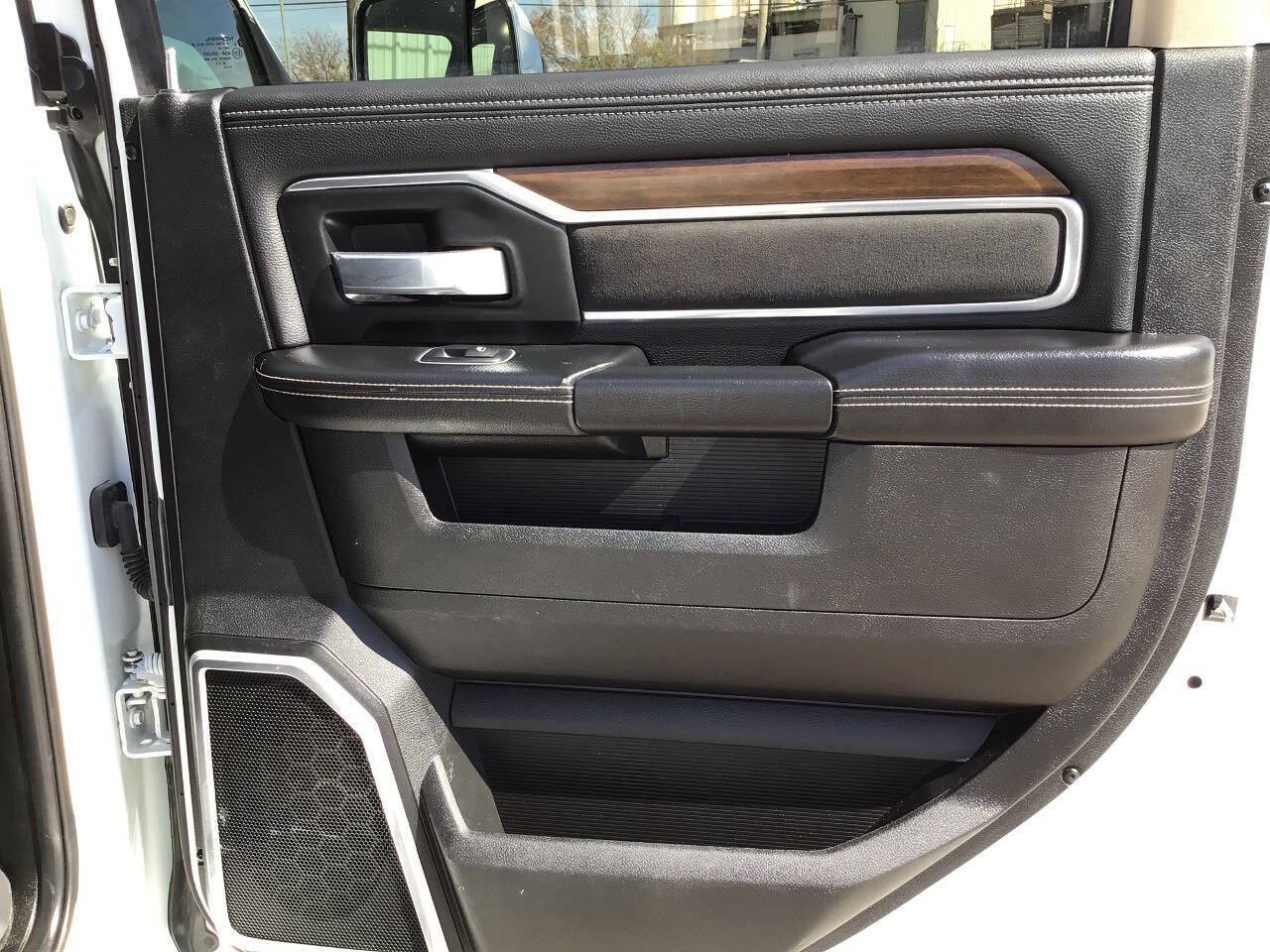 Used 2022 RAM 2500 Laramie AWD/4WD image 22