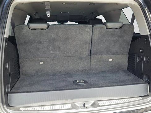 Used 2020 Cadillac Escalade 2WD image 6