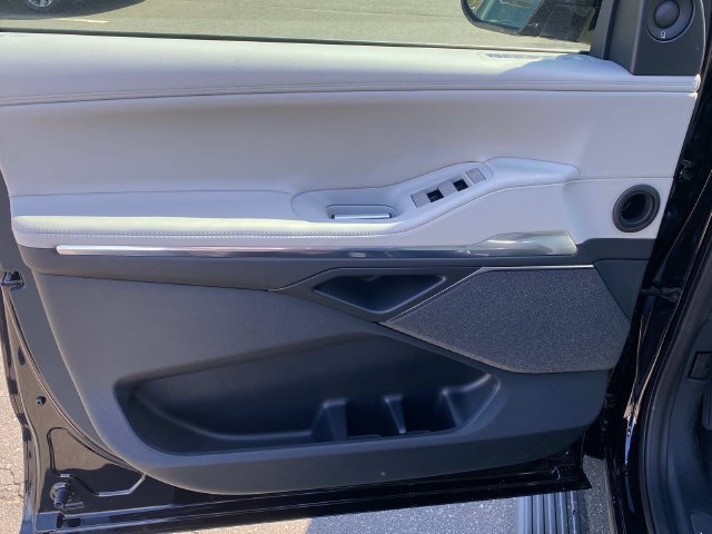 New 2026 Lincoln Navigator Reserve AWD/4WD image 11