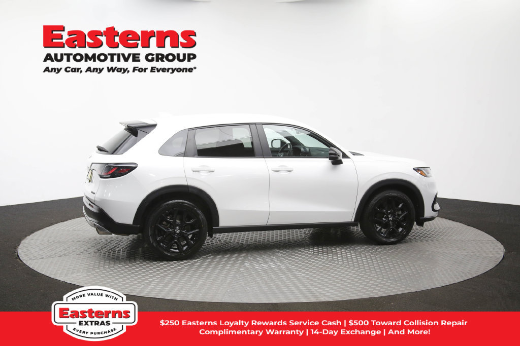 Used 2025 Honda HR-V Sport image 43