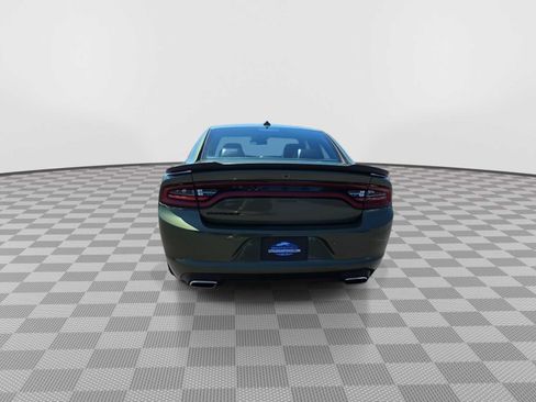 Used 2022 Dodge Charger SXT w/ Plus Group RWD image 7