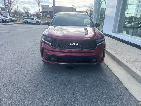 Used 2023 Kia Sorento SX image 3