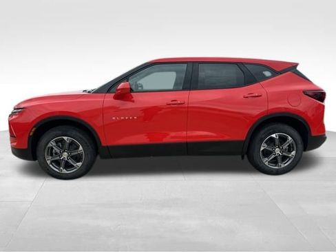 New 2026 Chevrolet Blazer LT image 2