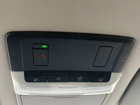 New 2026 Nissan Pathfinder SL FWD image 8