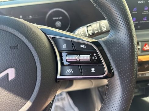 Certified 2024 Kia Seltos SX AWD/4WD image 16
