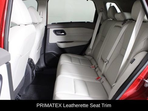 Used 2023 Nissan Rogue SV w/ SV Premium B Package FWD image 16