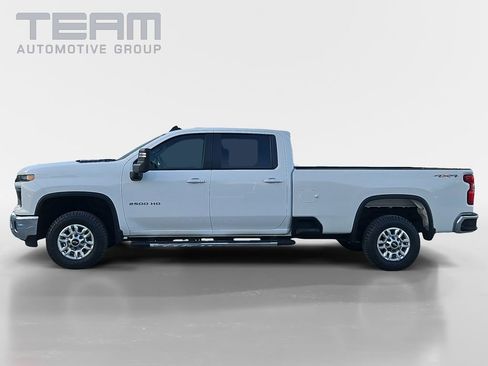 Used 2024 Chevrolet Silverado 2500 LT image 4