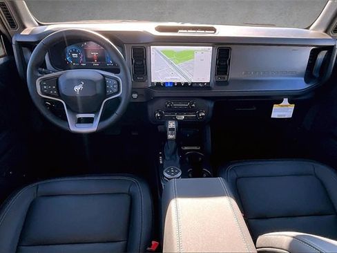 New 2025 Ford Bronco Big Bend w/ Black Diamond Package image 4