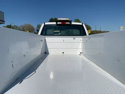 Used 2017 Ford F250 XL w/ Power Equipment Group image 27