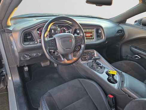 Used 2023 Dodge Challenger GT w/ Plus Package image 10