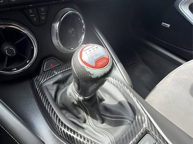 Used 2019 Chevrolet Camaro SS RWD image 39