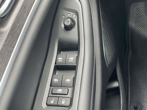 New 2026 Jeep Grand Cherokee L Limited RWD image 26