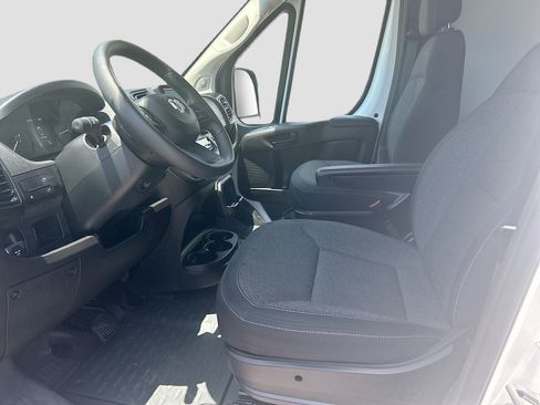Used 2024 RAM ProMaster 2500 w/ Safety Group FWD image 20