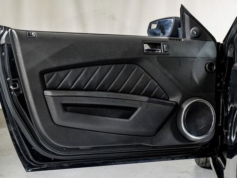 Used 2014 Ford Mustang Premium w/ Equipment Group 201A image 26