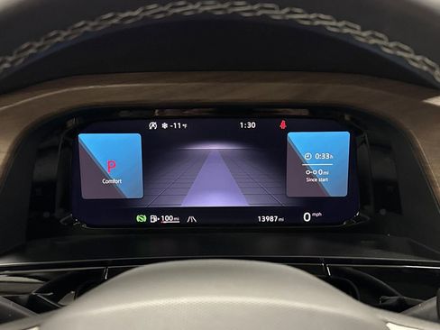 Used 2024 Volkswagen Atlas SE w/ Panoramic Sunroof Package image 18