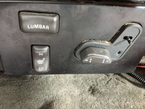 Used 2005 GMC Canyon SLE image 26