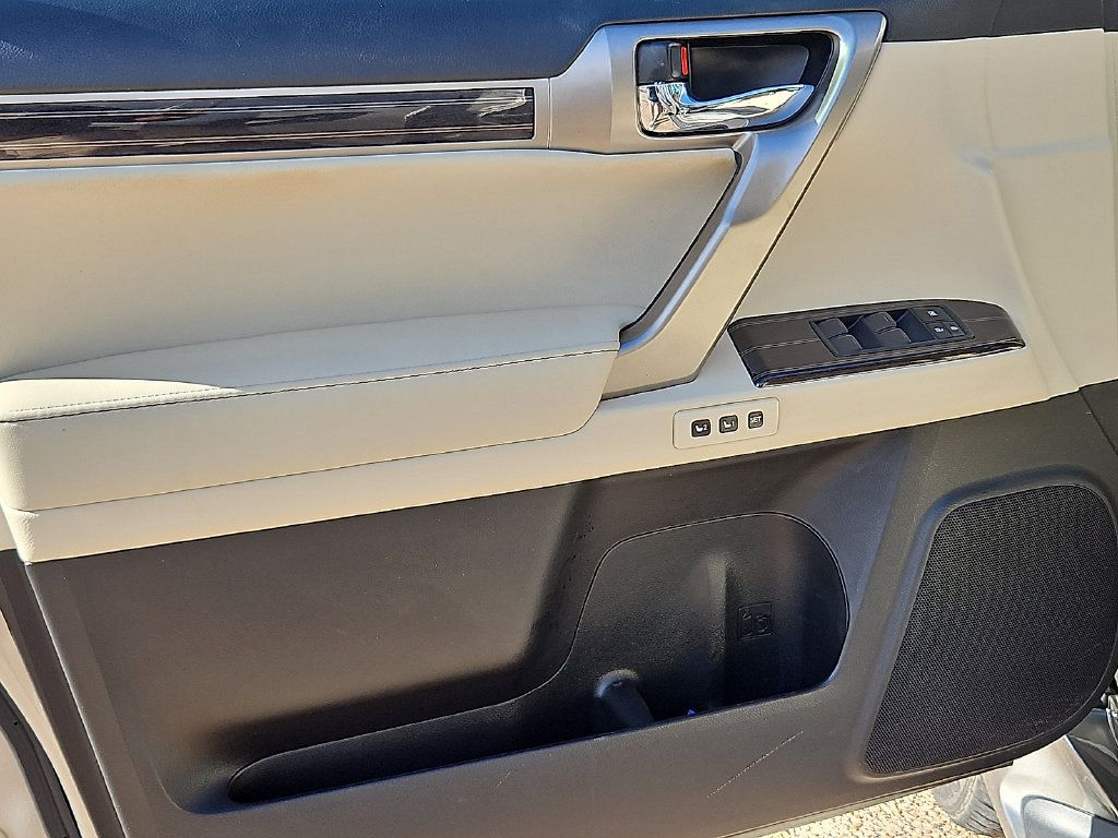 Used 2021 Lexus GX 460 Premium AWD/4WD image 16