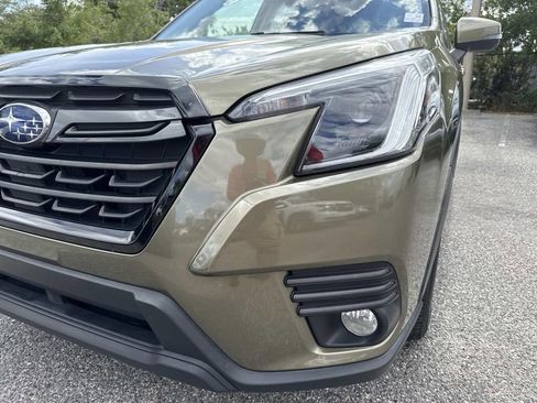 Used 2023 Subaru Forester Limited AWD/4WD image 10