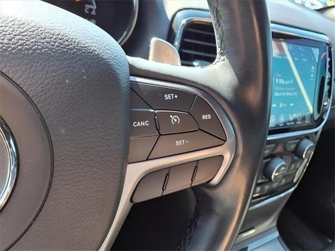 Used 2020 Jeep Grand Cherokee Limited X image 30