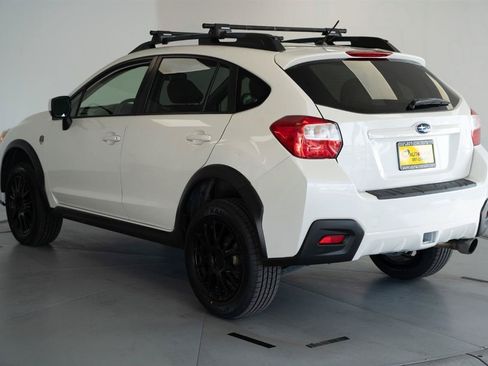 Used 2014 Subaru Crosstrek 2.0i Premium AWD/4WD image 6