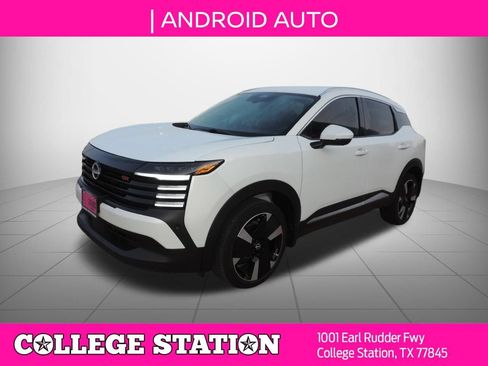 Used 2025 Nissan Kicks SR FWD image 8