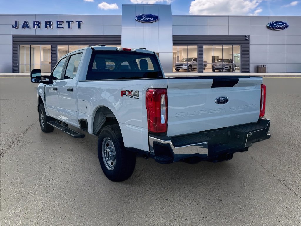 Used 2024 Ford F250 XL w/ FX4 Off-Road Package AWD/4WD image 3