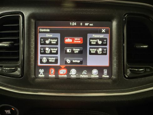 Used 2016 Dodge Challenger R/T Scat Pack RWD image 27