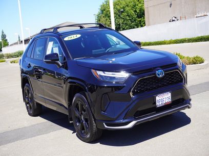 Used 2024 Toyota RAV4 SE w/ Weather & Moonroof Package
