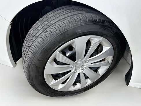 Used 2023 Subaru Impreza 2.0i image 24