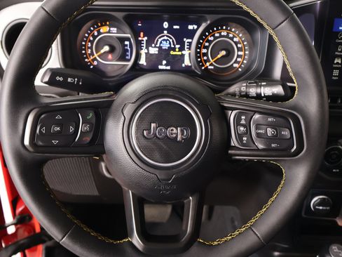 Used 2024 Jeep Wrangler Sport AWD/4WD image 3