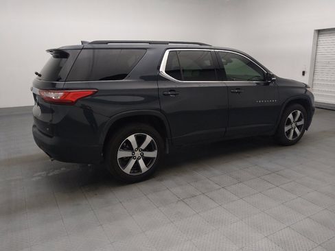 Used 2020 Chevrolet Traverse LT w/ LT Premium Package FWD image 10