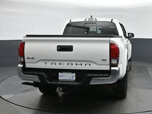 Used 2022 Toyota Tacoma SR5 image 6