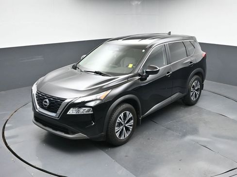 Used 2023 Nissan Rogue SV image 46