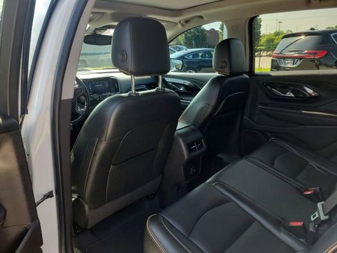 Used 2022 GMC Terrain AT4 w/ Infotainment Package II AWD/4WD image 10