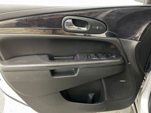 Used 2016 Buick Enclave Leather w/ Trailering Package FWD image 25