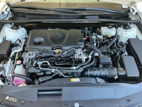 Used 2020 Toyota Camry XLE w/ Driver Assist Package FWD image 21