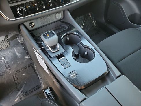 New 2026 Nissan Rogue S FWD image 19