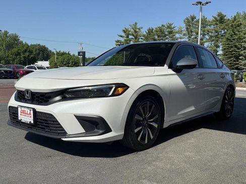 Used 2023 Honda Civic EX-L image 9