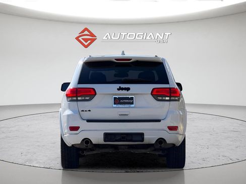 Used 2015 Jeep Grand Cherokee Altitude image 10