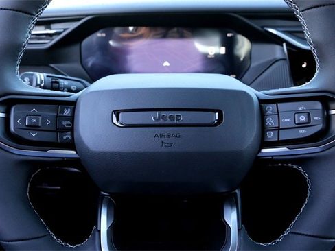 New 2026 Jeep Cherokee Overland image 11