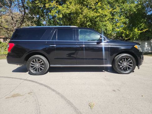 Used 2020 Ford Expedition Max Limited image 12