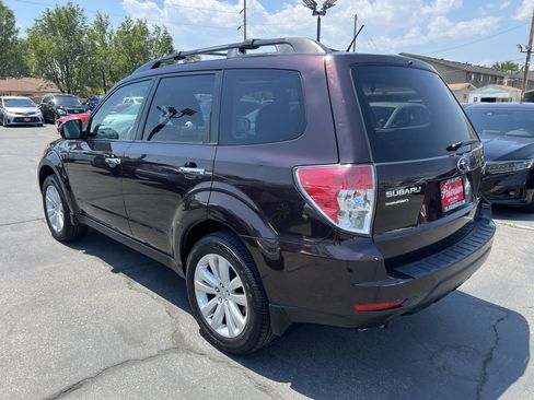 Used 2013 Subaru Forester 2.5X Premium AWD/4WD image 6