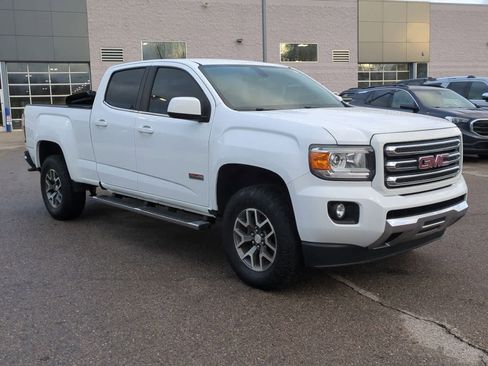 Used 2017 GMC Canyon SLE w/ All Terrain Package image 2