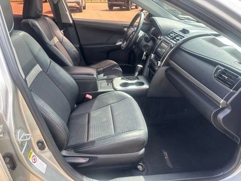 Used 2012 Toyota Camry SE FWD image 21