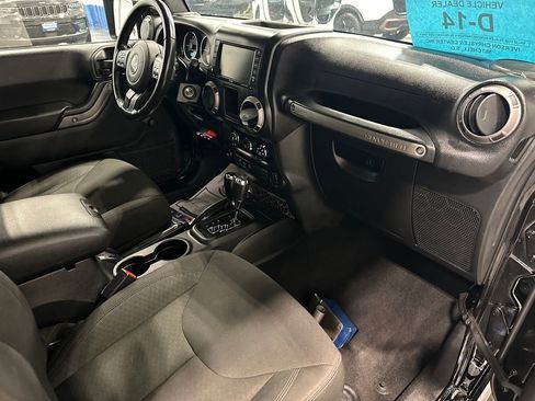 Used 2017 Jeep Wrangler Unlimited Sport w/ Connectivity Group image 32