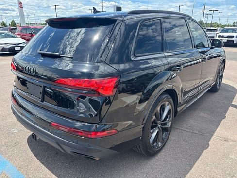 Used 2025 Audi Q7 3.0T Prestige AWD/4WD image 5